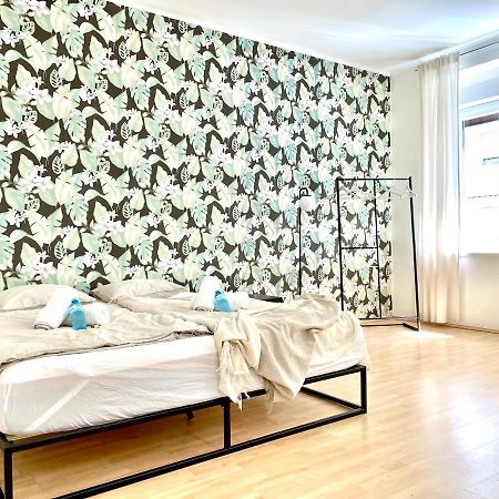 Central Comfy Apartment - Self Check-In غراتس المظهر الخارجي الصورة